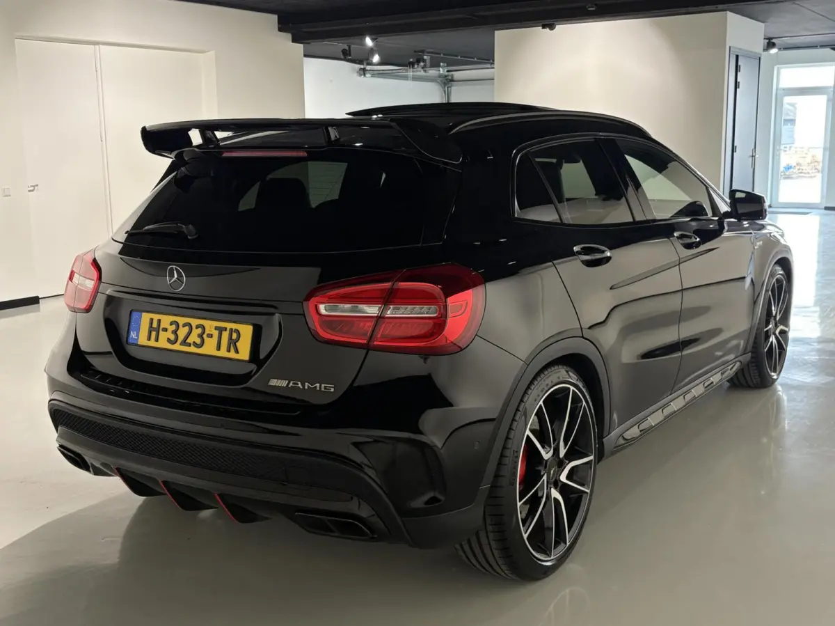 AMG 45 4MATIC |VOL|PANODAK|20 inch|H&K|Camera|Keyless|Memory|
