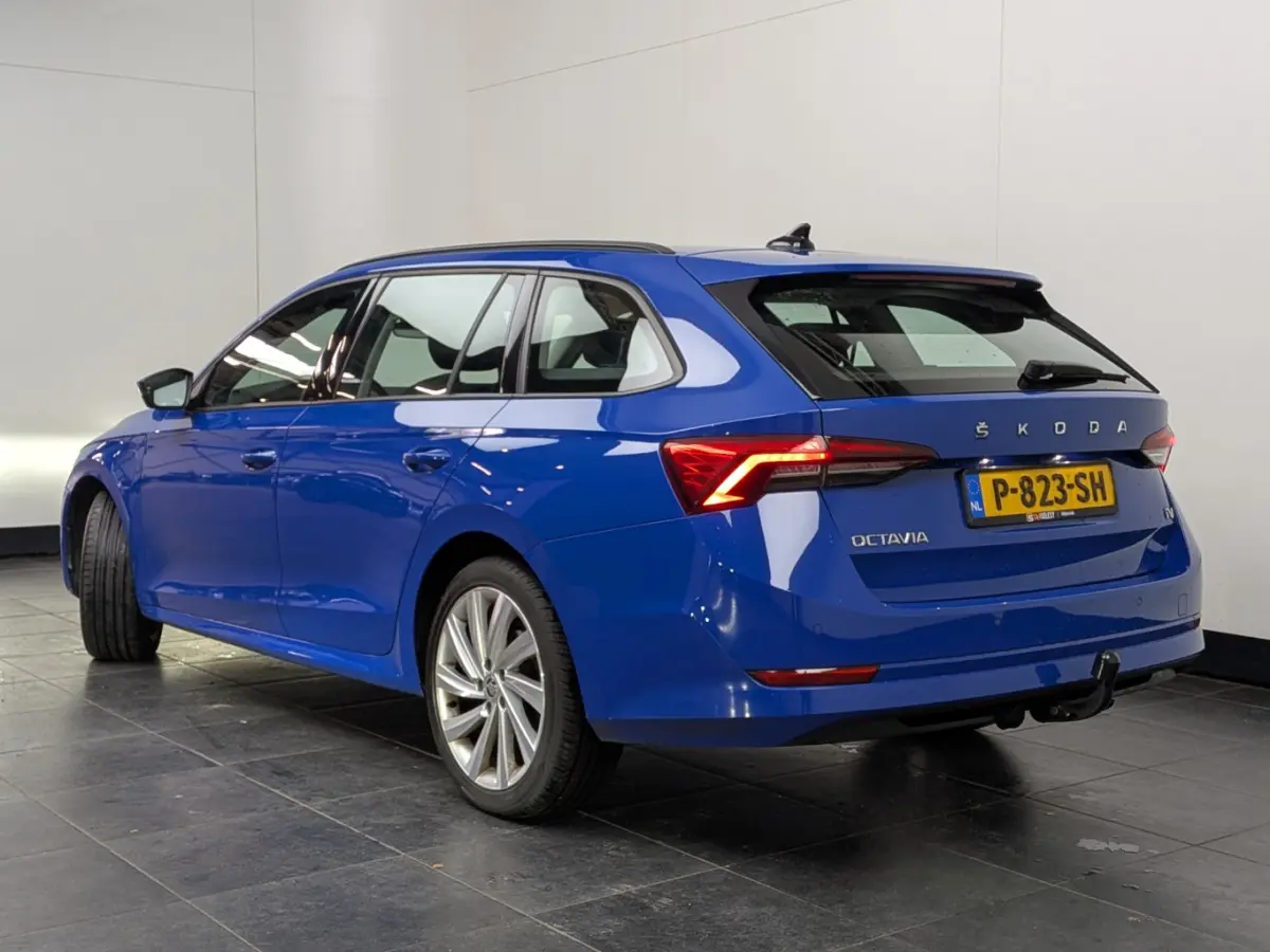 1.4 TSI iV PHEV Business Edition l Trekhaak l Climate Control l Parkeersensoren l Apple Car play / Android l Keyless Start l