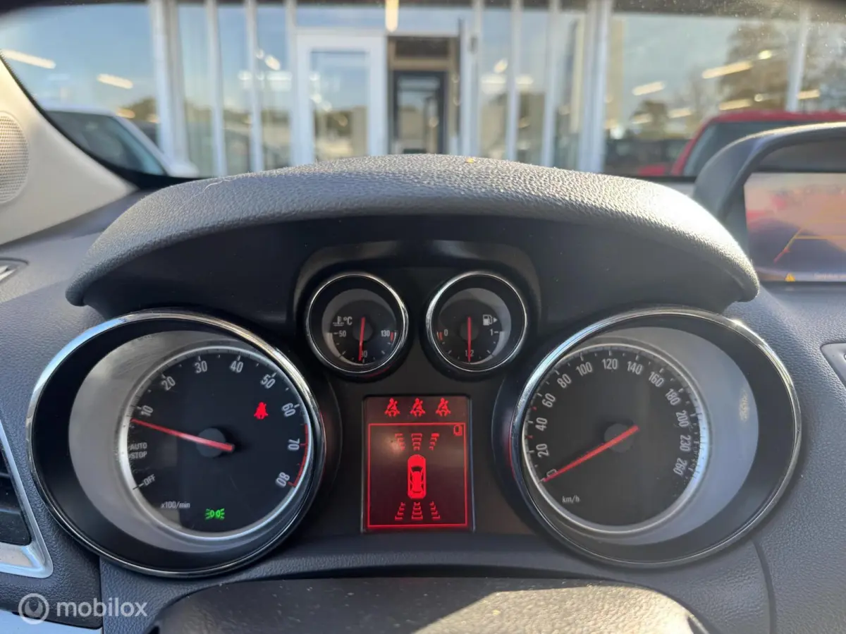 1.4 T Innovation nette auto! Parelmoer wit