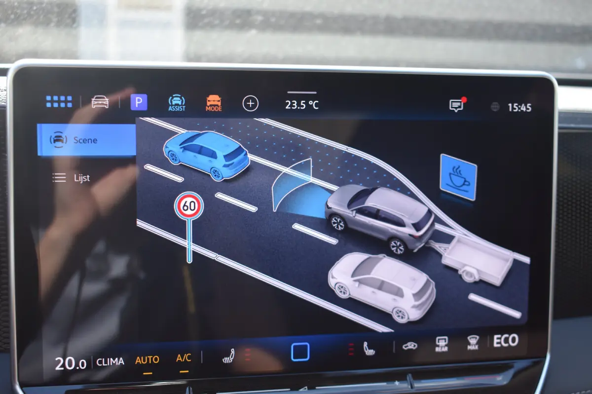 1.5 eHybrid 204PK DSG-6 Life Edition | TREKHAAK | NAVIGATIE | DIGITAL COCKPIT | CAMERA | VERLENGDE GARANTIE!