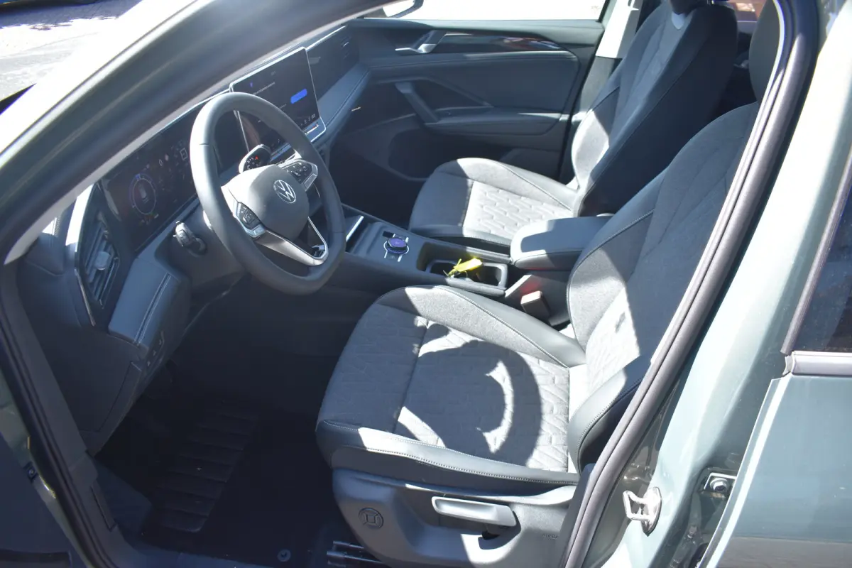 1.5 eHybrid 204PK DSG-6 Life Edition | TREKHAAK | NAVIGATIE | DIGITAL COCKPIT | CAMERA | VERLENGDE GARANTIE!