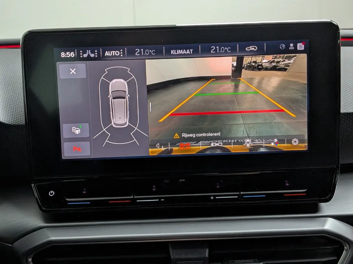Performance One 62 kWh l Elektr. Stoel l Stoelverwarming l Camera l Park Assist l Elekt. SPiegels inklapb. l Keyless l Adapt. Cr Control l