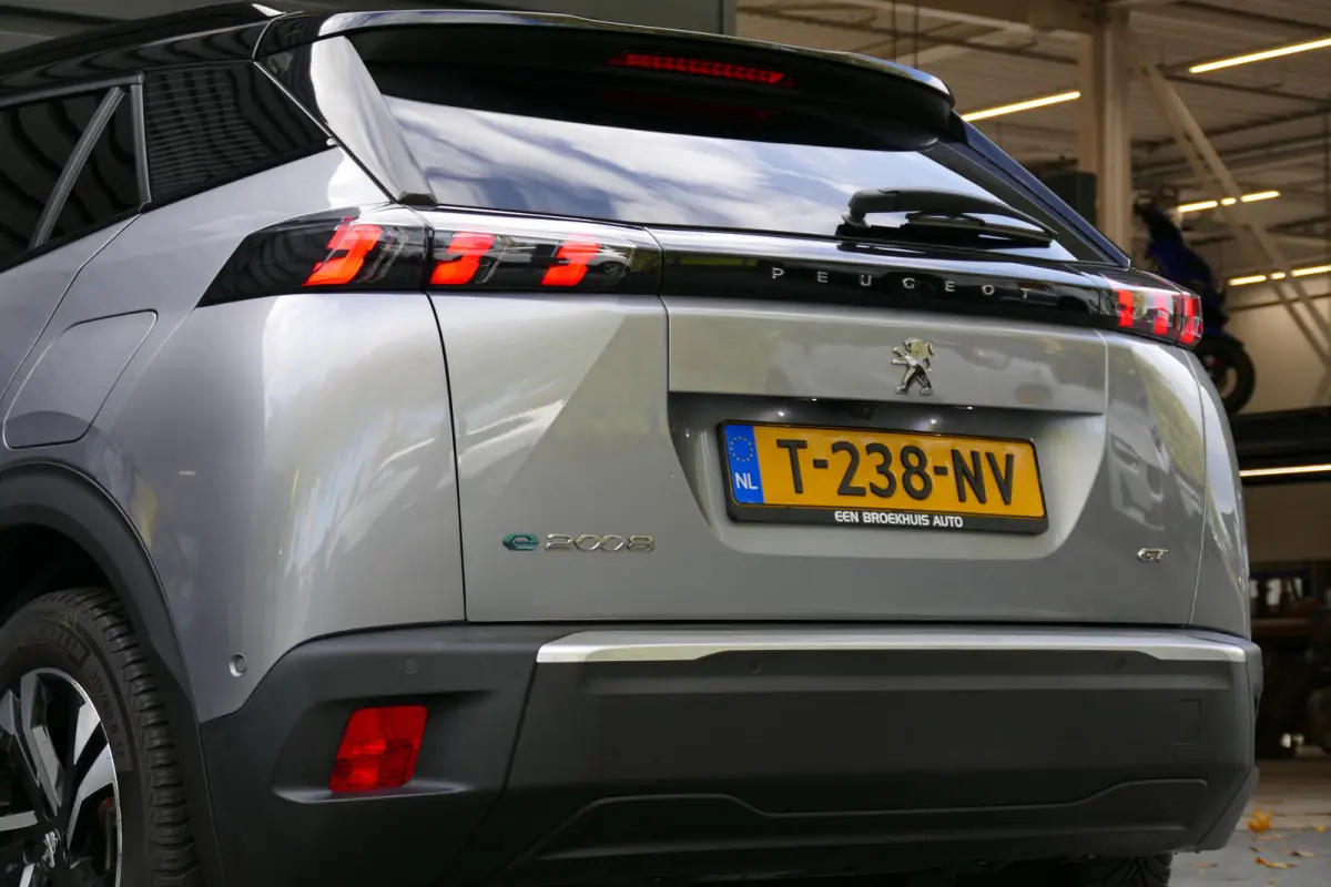 EV 50KWH 136PK GT / CAMERA / SOH 100% / STOELVERWARMING / KEYLESS / FULL-LED / NAVI / CLIMA / PDC / BLUETOOTH / ADAPT. CRUISECONTROL / 1E EIGENAAR / SCHITTERENDE STAAT !!