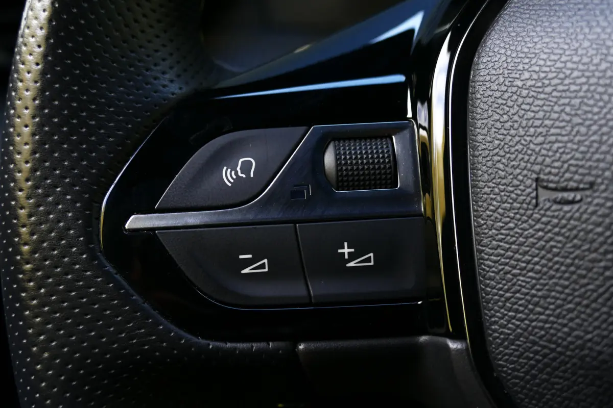 EV 50KWH 136PK GT / CAMERA / SOH 100% / STOELVERWARMING / KEYLESS / FULL-LED / NAVI / CLIMA / PDC / BLUETOOTH / ADAPT. CRUISECONTROL / 1E EIGENAAR / SCHITTERENDE STAAT !!