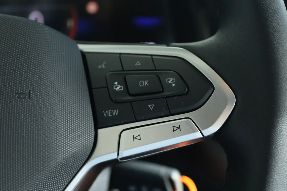 1.0 TSI Life Edition | Adapt. Cruise | Camera | Carplay | Navigatie | LED | LMV | Airco | Virtual Cockpit |