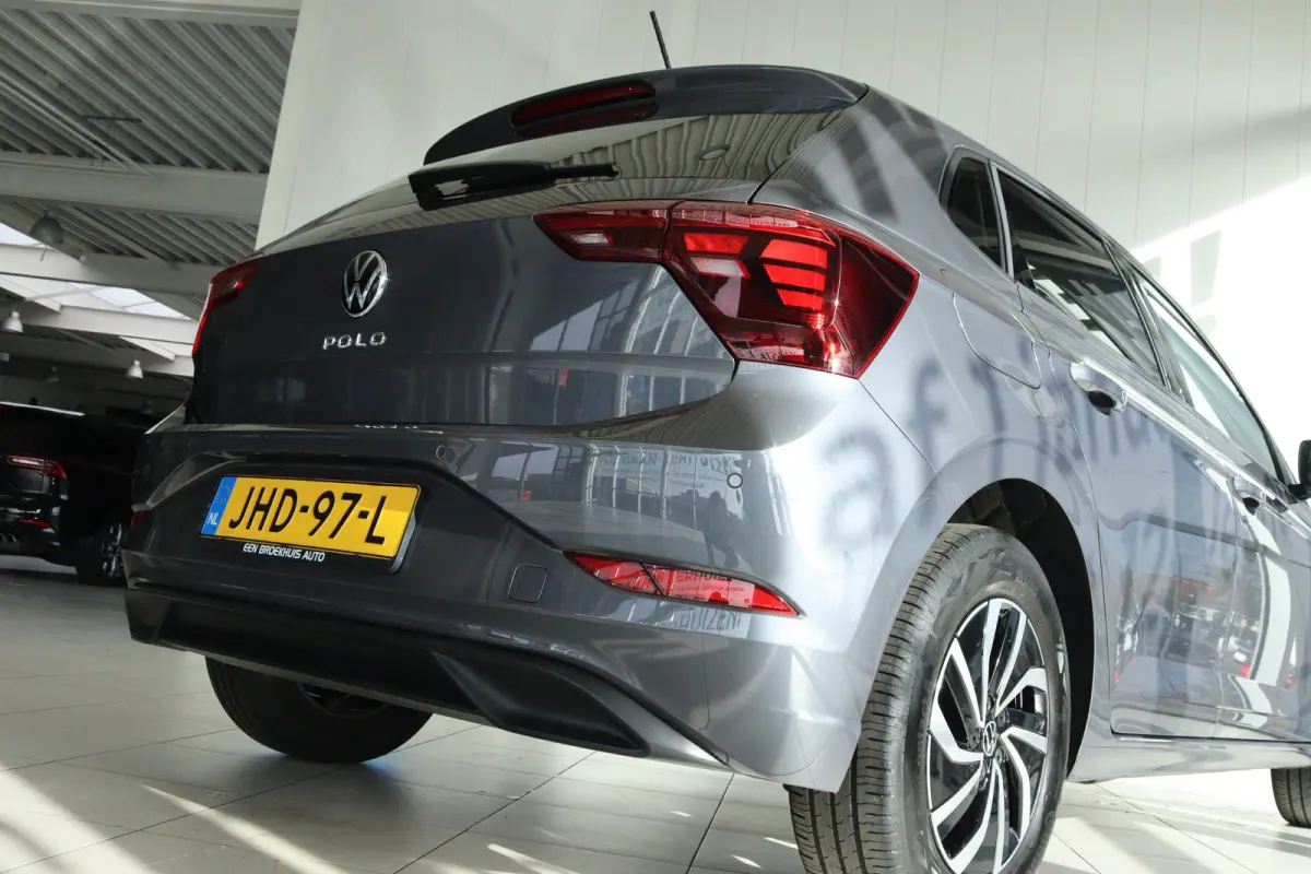 1.0 TSI Life Edition | Adapt. Cruise | Camera | Carplay | Navigatie | LED | LMV | Airco | Virtual Cockpit |