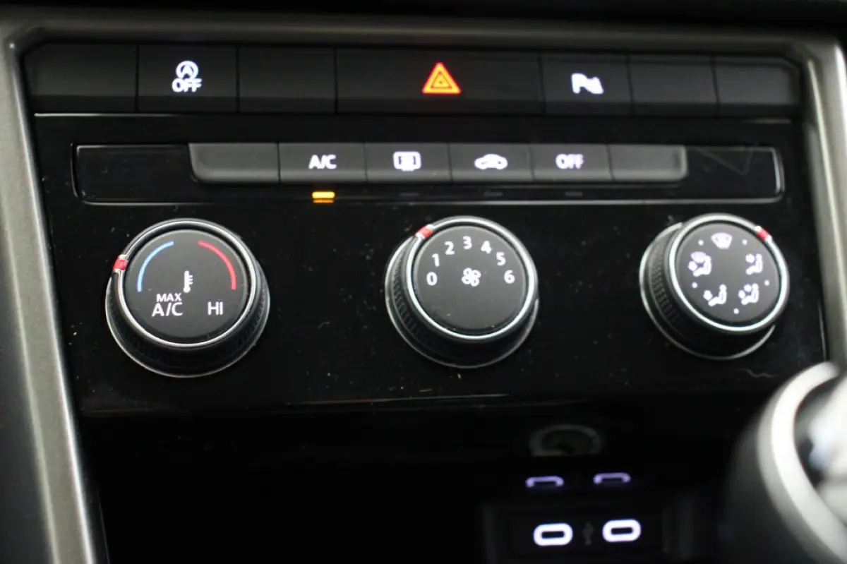 1.0 TSI Style - Carplay, Navi, Adapt. Cruise, PDC