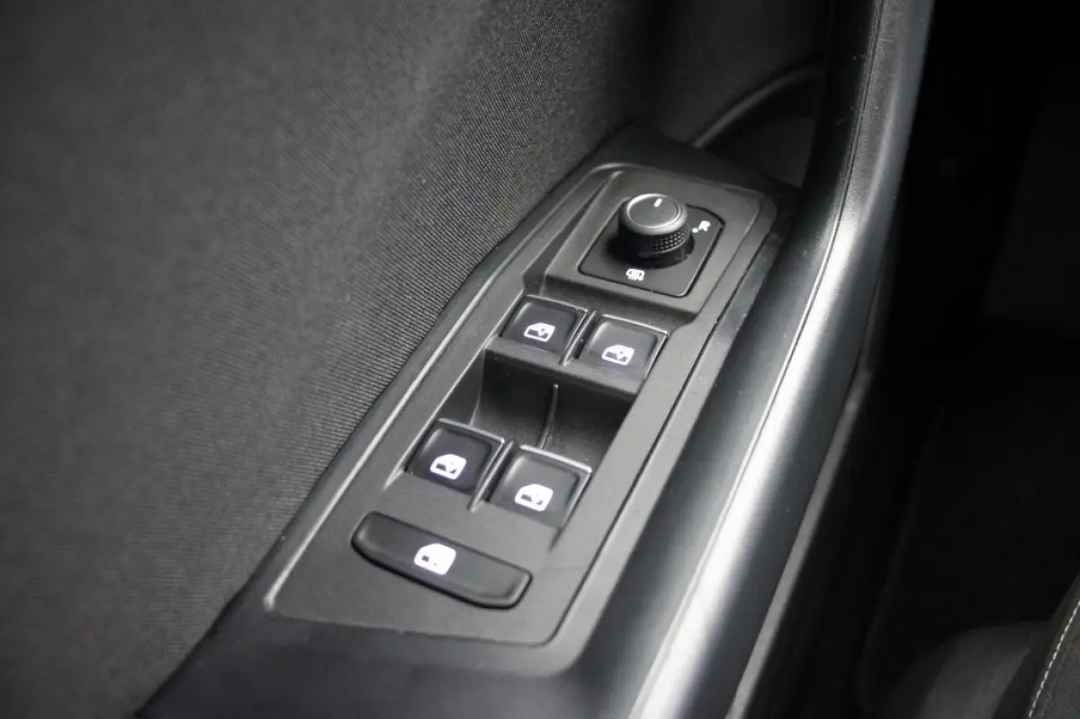 1.0 TSI Style - Carplay, Navi, Adapt. Cruise, PDC