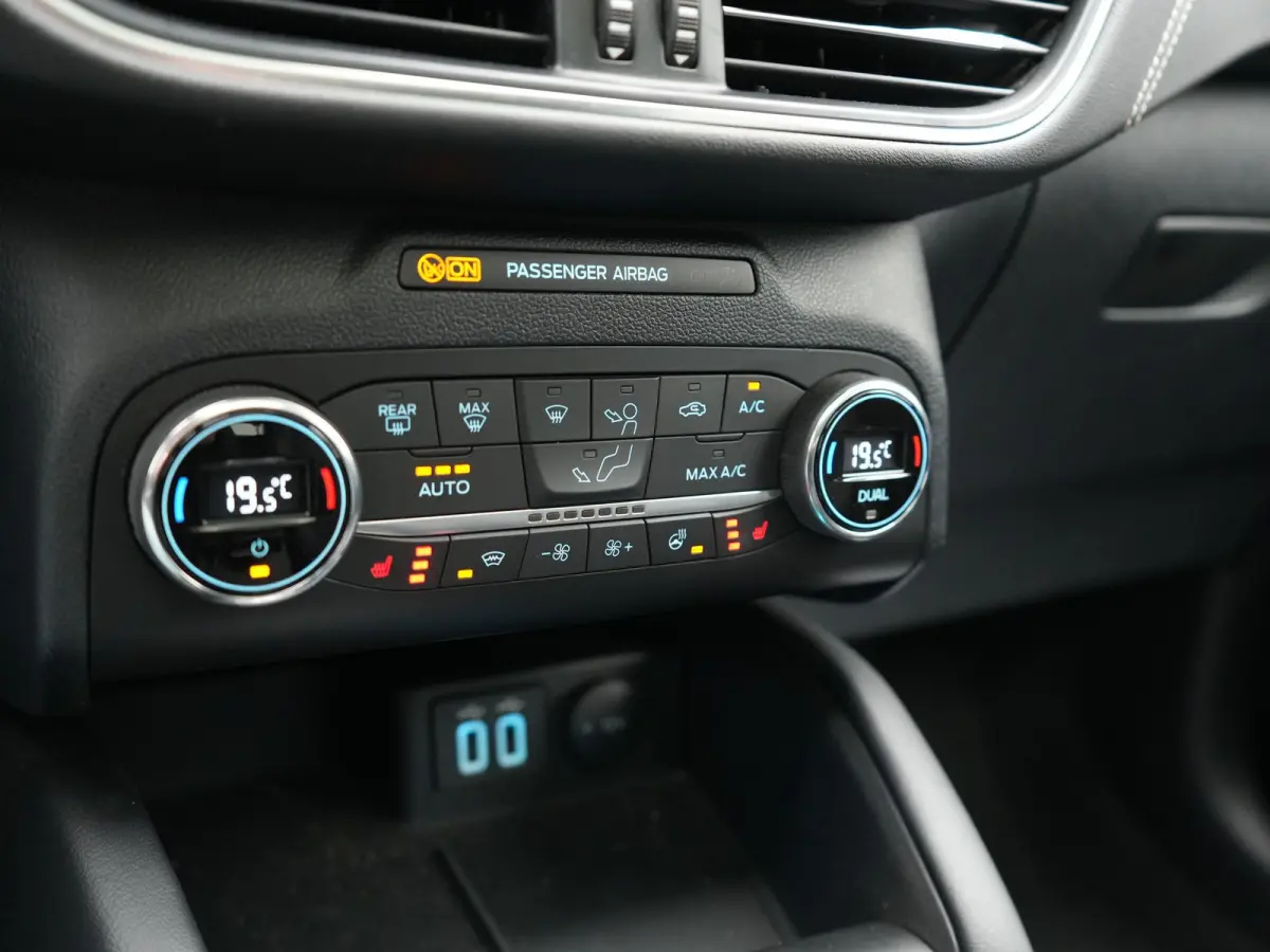 2.5 PHEV Vignale 225pk Dealer O.H | Trekhaak Af Fabriek | Panodak | Adaptive Cruise | 360 Camera | Bang & Olufsen | Head Up | Lederen Sportstoelen Memory & Verwarmd | Keyless | Apple Carplay