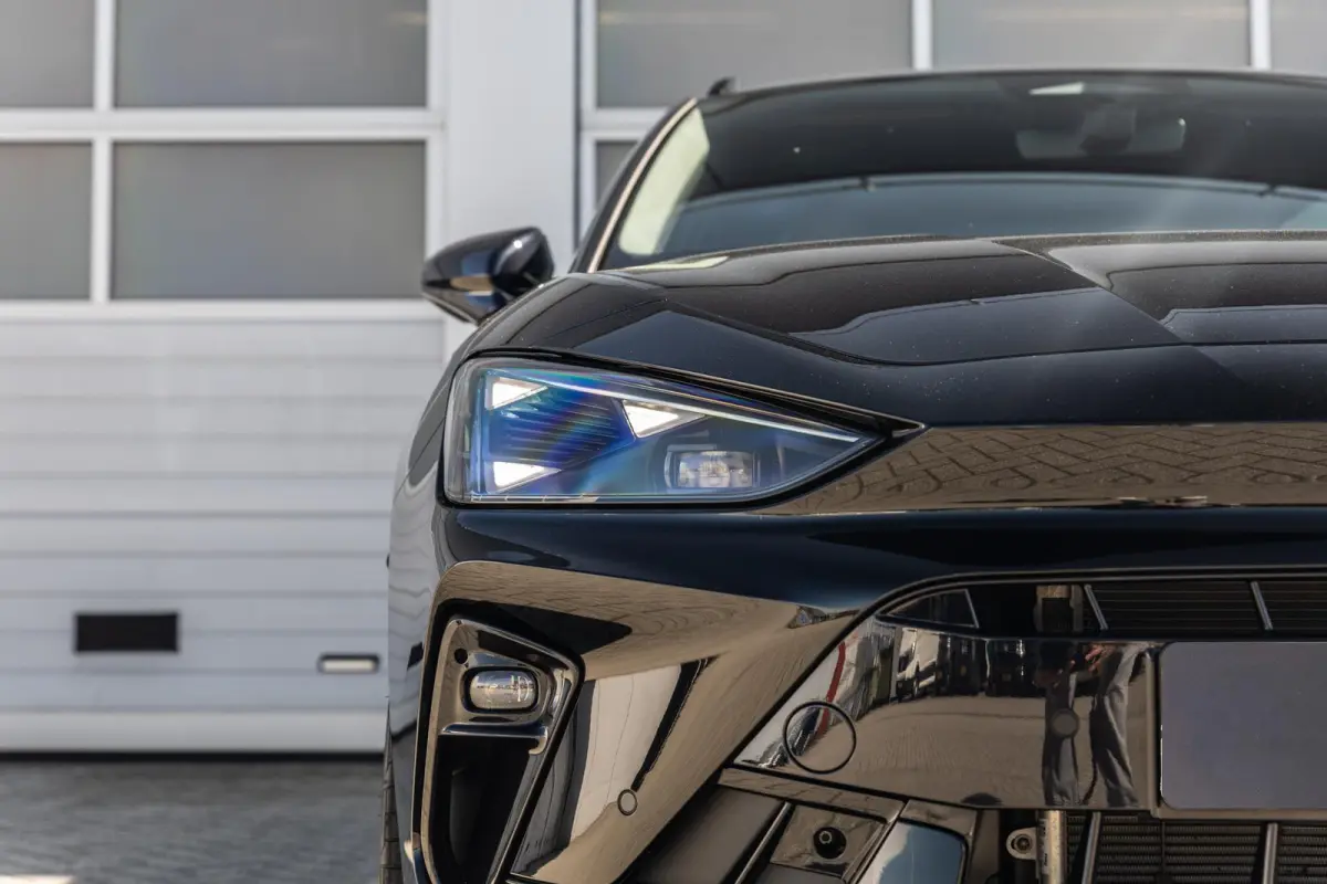 1.5 TSI e-Hybrid 272pk VZ Performance | Trekhaak | Sennheiser