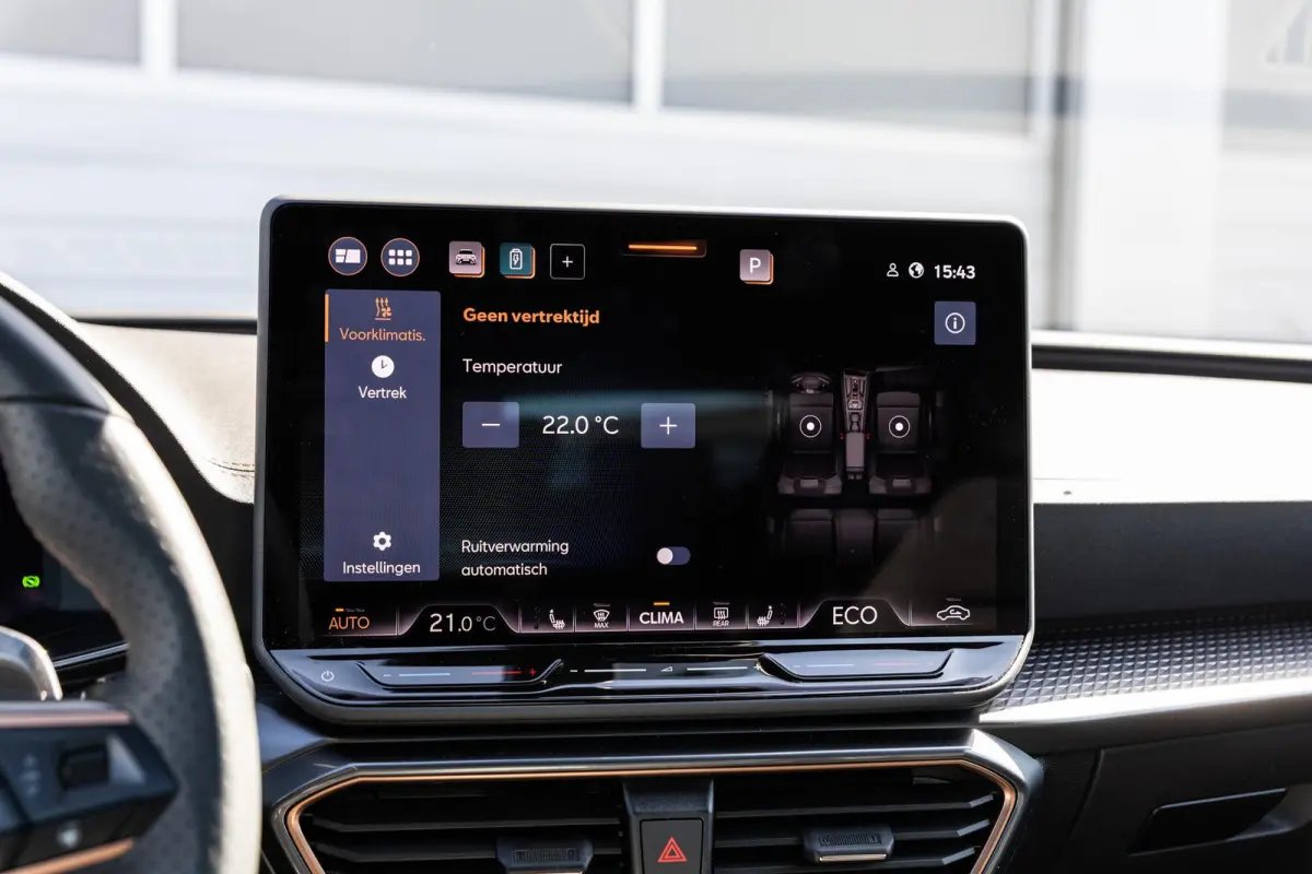 1.5 TSI e-Hybrid 272pk VZ Performance | Trekhaak | Sennheiser