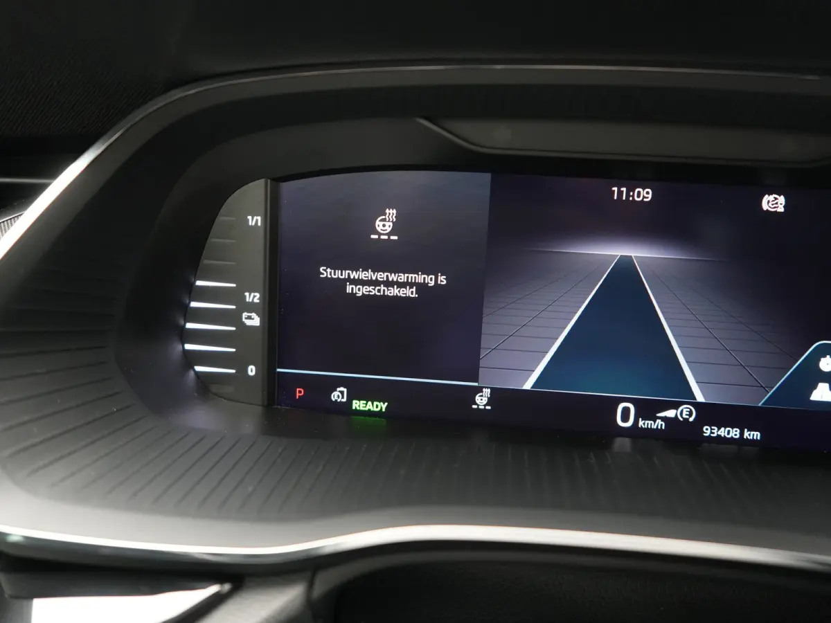 1.4 TSI iV PHEV Sportline 204pk Dealer O.H | SOH 94,2% | Adaptive Cruise | Crystal LED | Camera | Head Up | Sportstoelen Verwarmd | Keyless | Apple Carplay | Navigatie | Sfeerverlichting | V