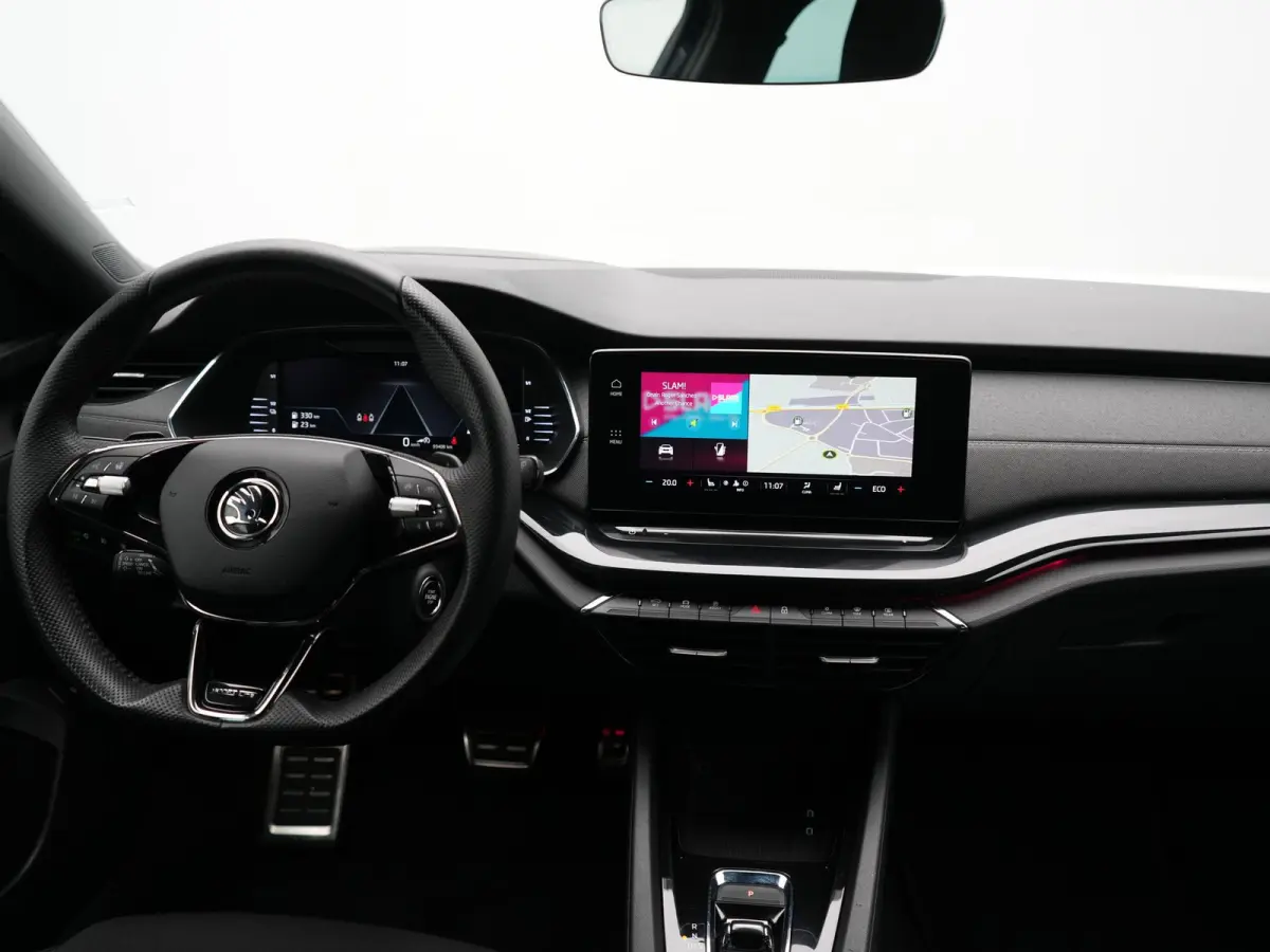 1.4 TSI iV PHEV Sportline 204pk Dealer O.H | SOH 94,2% | Adaptive Cruise | Crystal LED | Camera | Head Up | Sportstoelen Verwarmd | Keyless | Apple Carplay | Navigatie | Sfeerverlichting | V