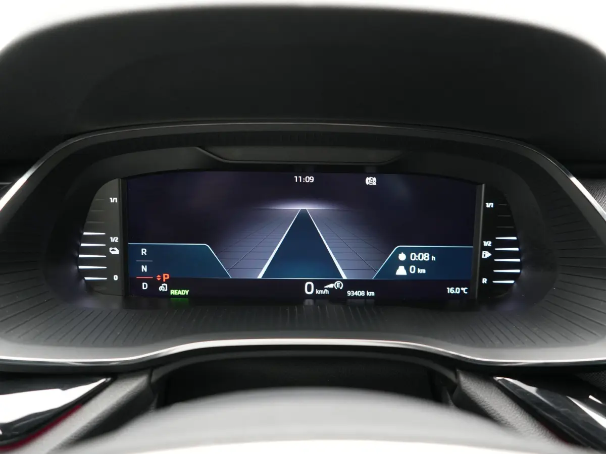 1.4 TSI iV PHEV Sportline 204pk Dealer O.H | SOH 94,2% | Adaptive Cruise | Crystal LED | Camera | Head Up | Sportstoelen Verwarmd | Keyless | Apple Carplay | Navigatie | Sfeerverlichting | V