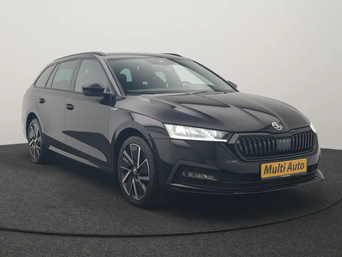 1.4 TSI iV PHEV Sportline 204pk Dealer O.H | SOH 94,2% | Adaptive Cruise | Crystal LED | Camera | Head Up | Sportstoelen Verwarmd | Keyless | Apple Carplay | Navigatie | Sfeerverlichting | V