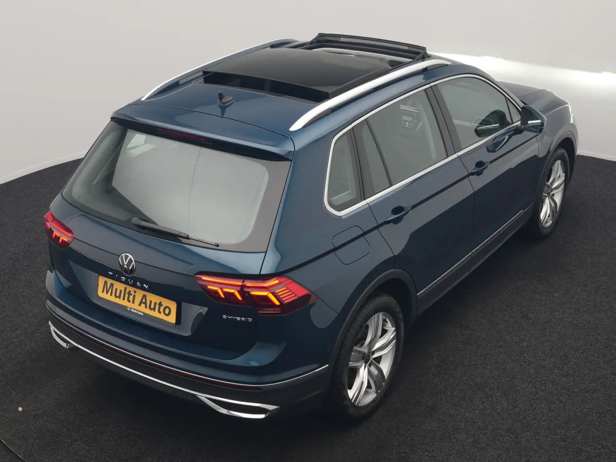 1.4 TSI eHybrid Elegance 245pk Dealer O.H | SOH 90% | Panodak | Adaptive Cruise | 360 Camera | Head Up | IQ Light | Alcantara Sportstoelen Massage & Verwarmd | BLIS | Keyless | Apple Carplay
