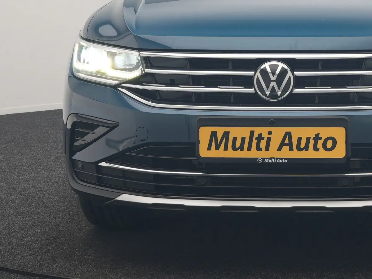 1.4 TSI eHybrid Elegance 245pk Dealer O.H | SOH 90% | Panodak | Adaptive Cruise | 360 Camera | Head Up | IQ Light | Alcantara Sportstoelen Massage & Verwarmd | BLIS | Keyless | Apple Carplay