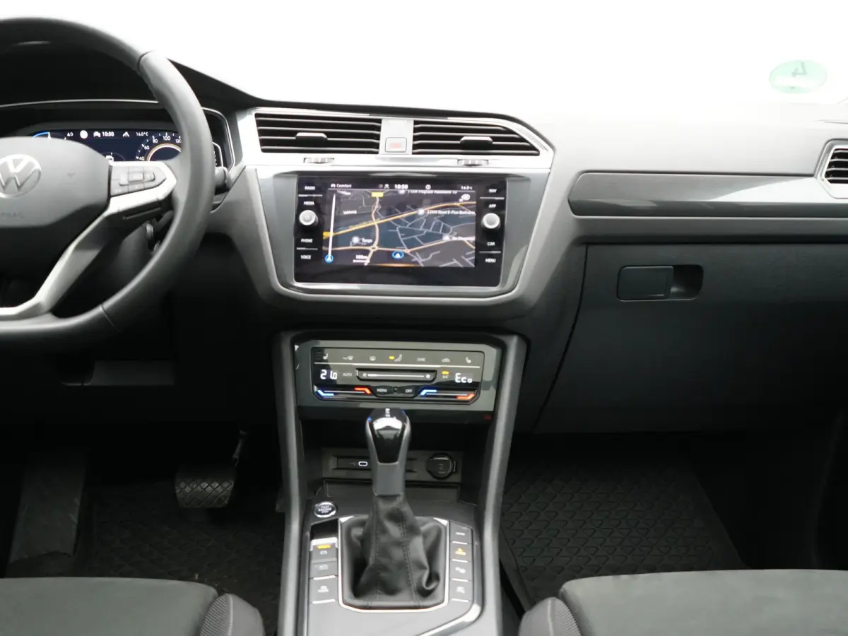 1.4 TSI eHybrid Elegance 245pk Dealer O.H | SOH 90% | Panodak | Adaptive Cruise | 360 Camera | Head Up | IQ Light | Alcantara Sportstoelen Massage & Verwarmd | BLIS | Keyless | Apple Carplay