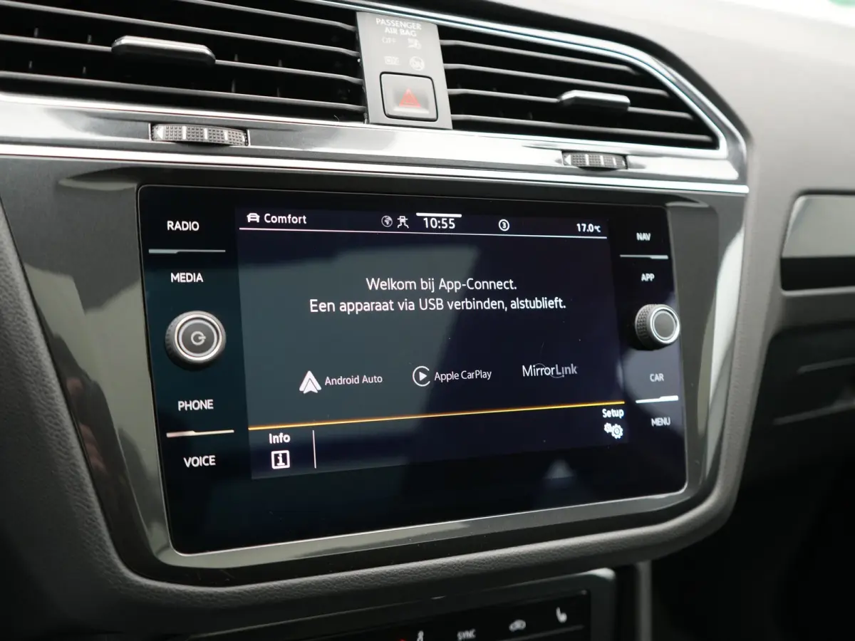 1.4 TSI eHybrid Elegance 245pk Dealer O.H | SOH 90% | Panodak | Adaptive Cruise | 360 Camera | Head Up | IQ Light | Alcantara Sportstoelen Massage & Verwarmd | BLIS | Keyless | Apple Carplay