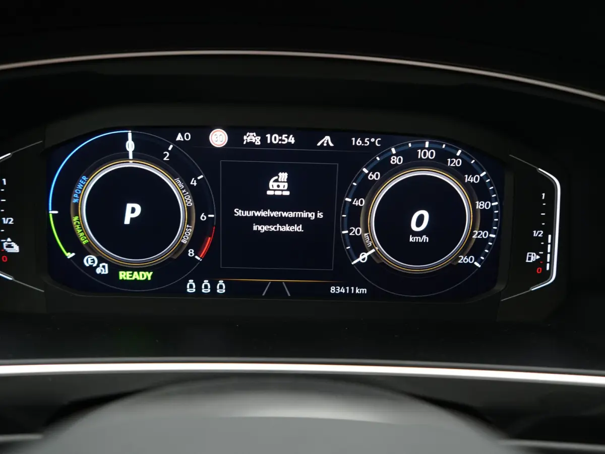 1.4 TSI eHybrid Elegance 245pk Dealer O.H | SOH 90% | Panodak | Adaptive Cruise | 360 Camera | Head Up | IQ Light | Alcantara Sportstoelen Massage & Verwarmd | BLIS | Keyless | Apple Carplay