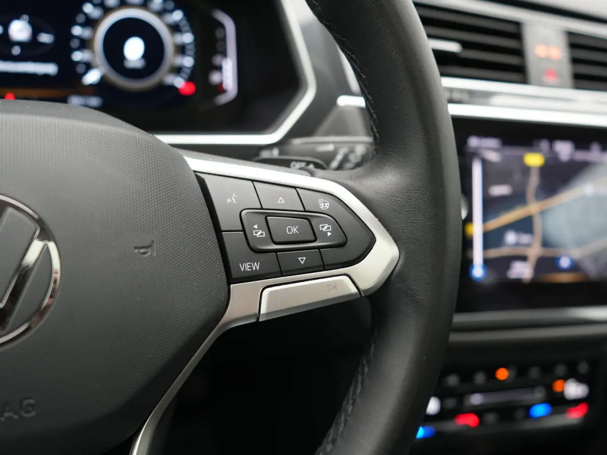 1.4 TSI eHybrid Elegance 245pk Dealer O.H | SOH 90% | Panodak | Adaptive Cruise | 360 Camera | Head Up | IQ Light | Alcantara Sportstoelen Massage & Verwarmd | BLIS | Keyless | Apple Carplay