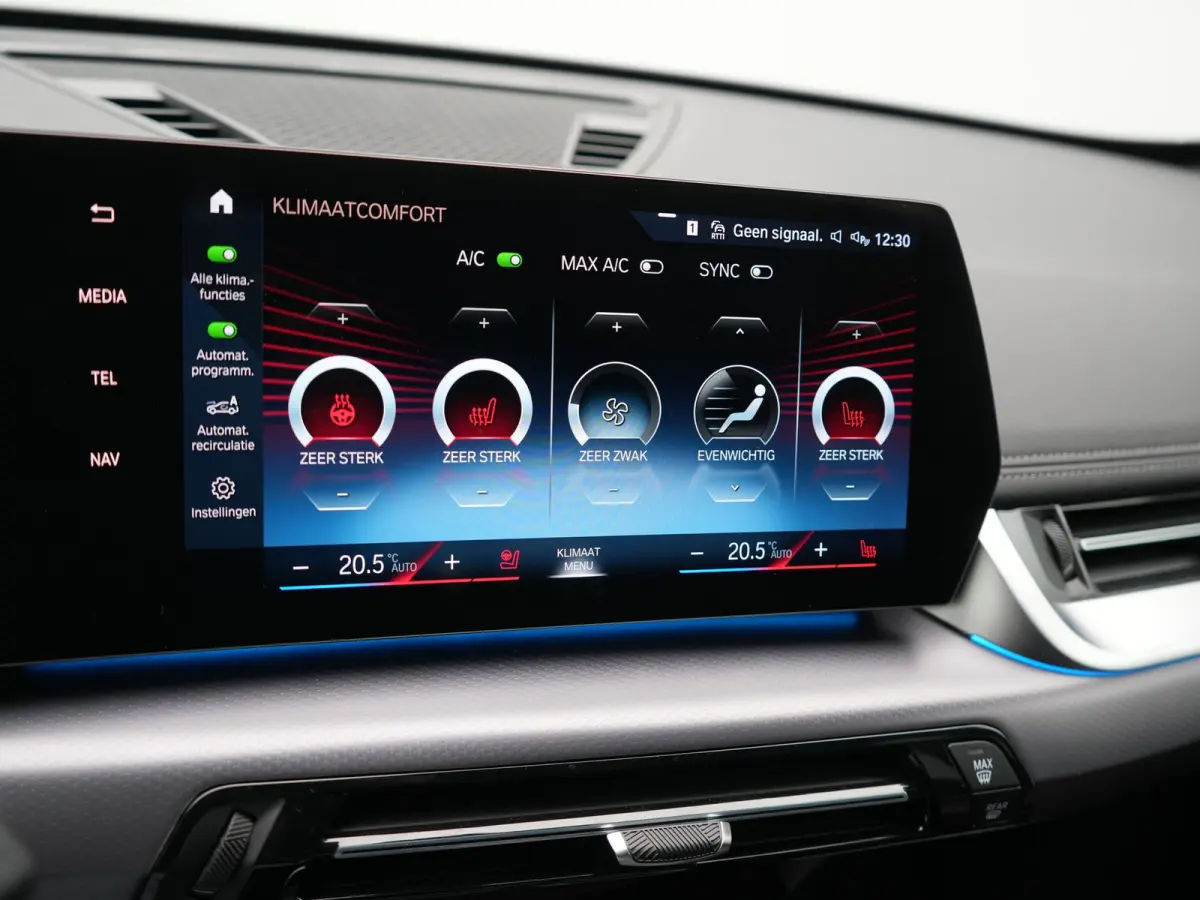 xDrive25e M Sport PHEV 245pk Dealer O.H | Trekhaak Af Fabriek | Adaptive Cruise | 360 Camera | Head Up | Harman / Kardon | Lederen Sportstoelen Massage & Memory | Stuur & Stoelen Verwarmd | 