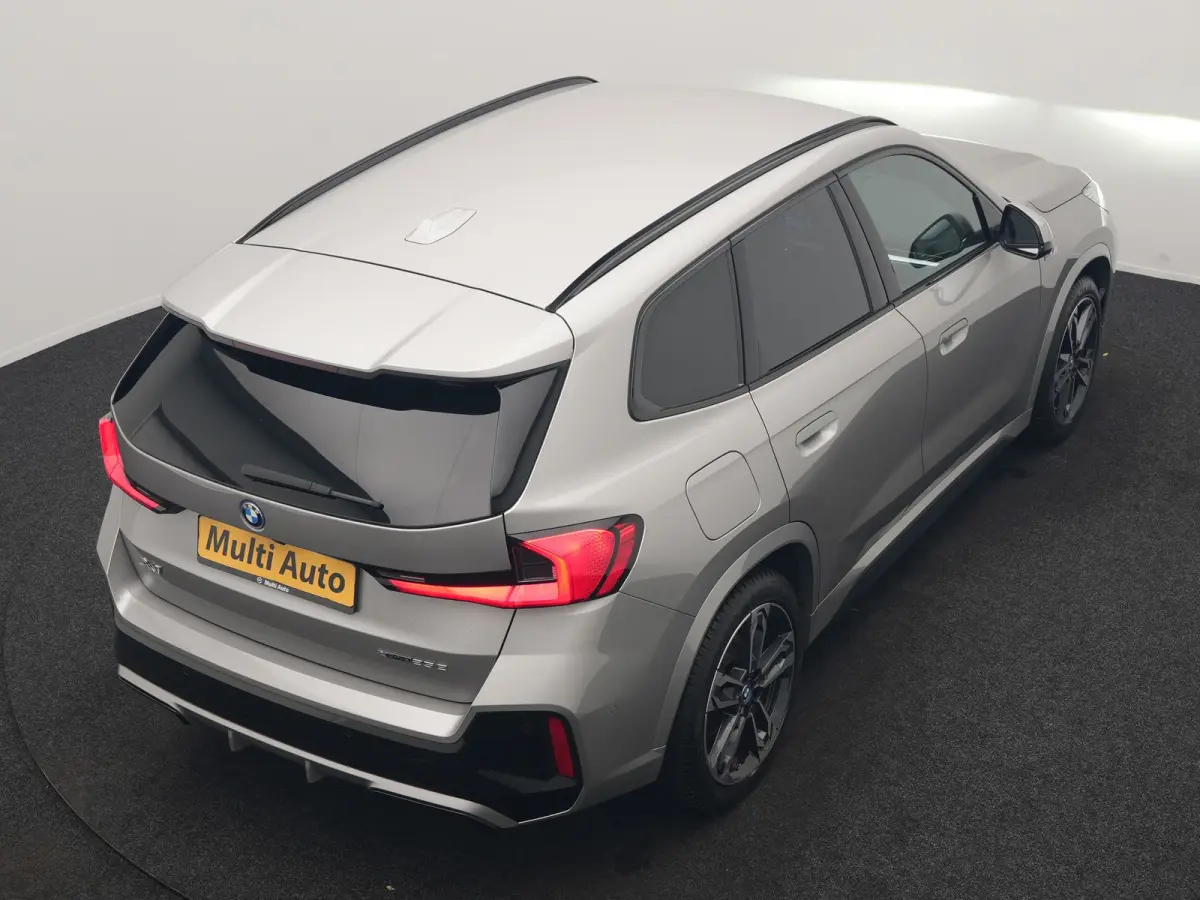xDrive25e M Sport PHEV 245pk Dealer O.H | Trekhaak Af Fabriek | Adaptive Cruise | 360 Camera | Head Up | Harman / Kardon | Lederen Sportstoelen Massage & Memory | Stuur & Stoelen Verwarmd | 