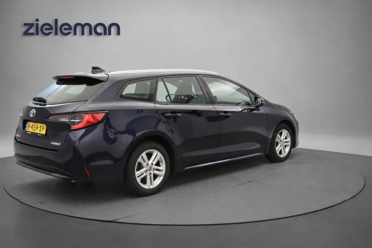 1.8 Hybrid Active - Carplay, Camera, Adapt. Crusie
