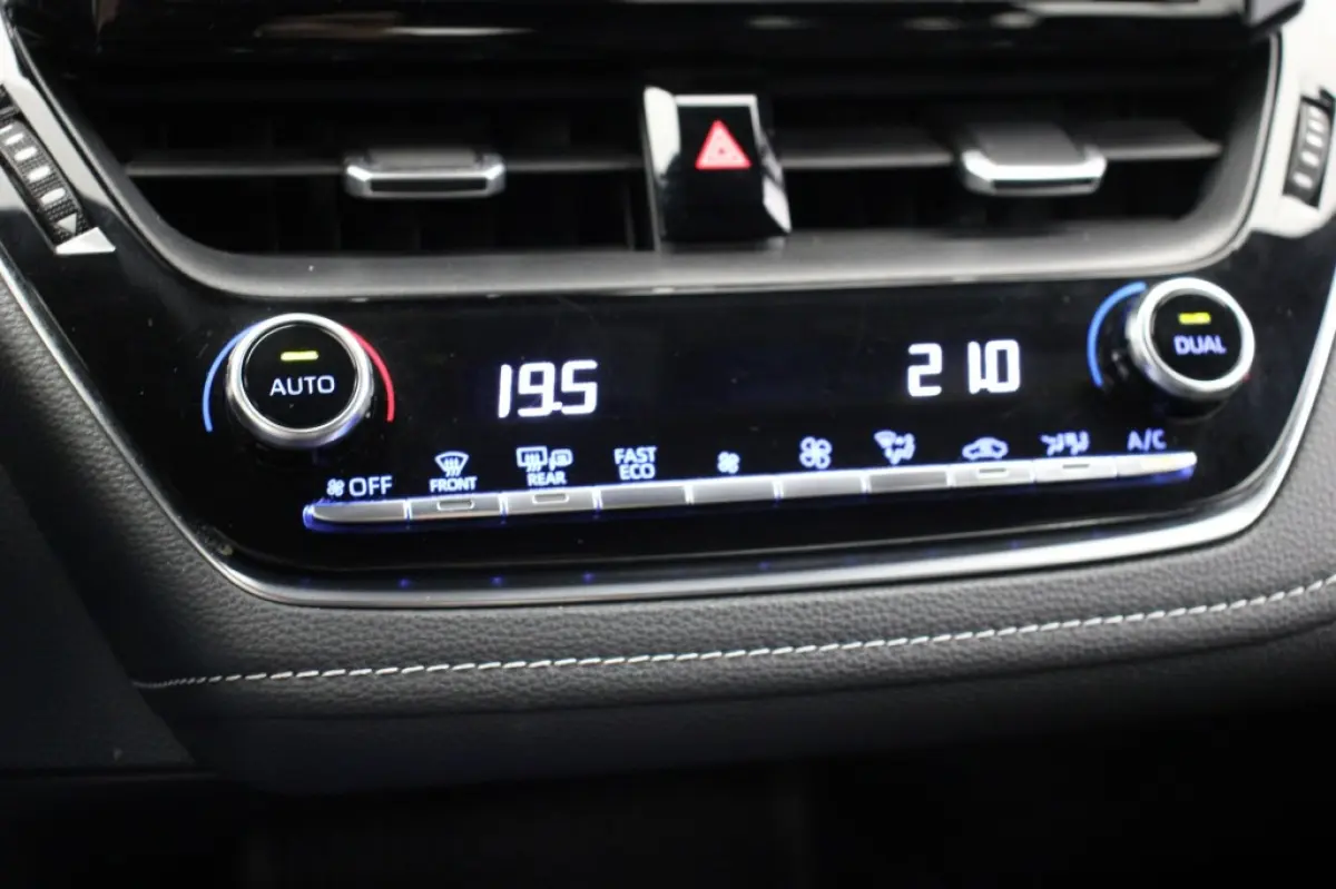 1.8 Hybrid Active - Carplay, Camera, Adapt. Crusie