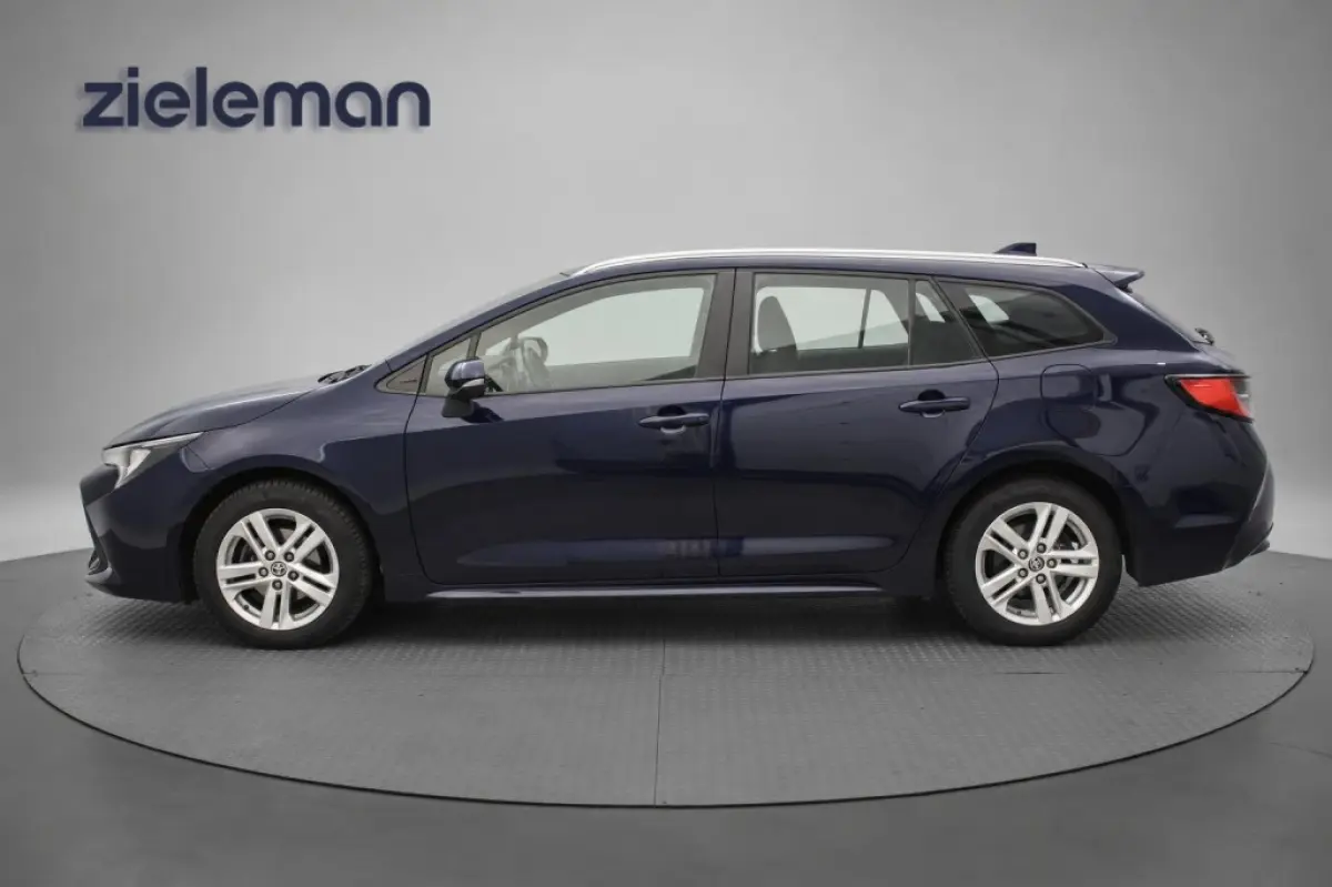 1.8 Hybrid Active - Carplay, Camera, Adapt. Crusie