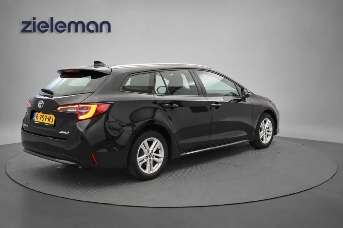 1.8 Hybrid Active - Carplay, Camera, Adapt. Crusie