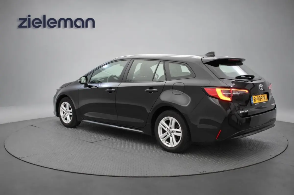 1.8 Hybrid Active - Carplay, Camera, Adapt. Crusie