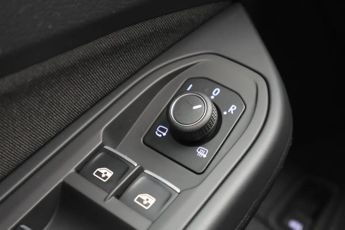 1.5 TSI Style Virtual Cockpit, ACC, Apple CarPlay, IQ-Light, Memory, Keyless, Trekhaak, 17"