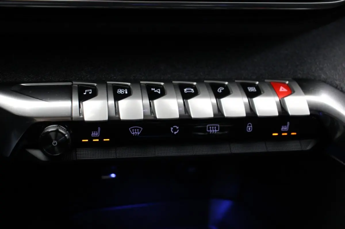 1.2 PureTech Allure 7 Persoons - Digitaal Cockpit, Carplay, Adapt. Cruise, Stoelverw. Trekhaak