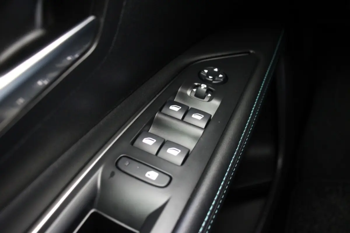 1.2 PureTech Allure 7 Persoons - Digitaal Cockpit, Carplay, Adapt. Cruise, Stoelverw. Trekhaak