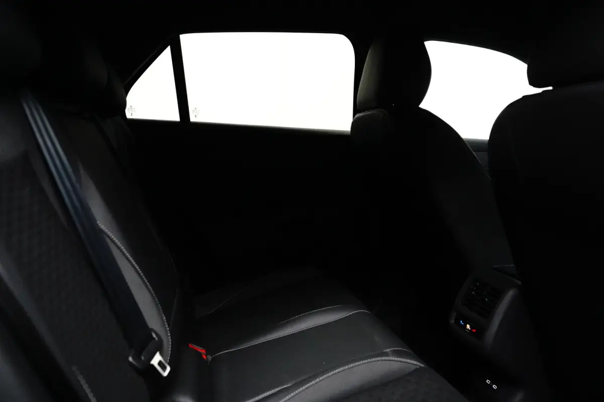 1.5 eTSI 150PK DSG-7 MHEV R-Line | TREKHAAK | AUTO A. KLEP | CAMERA | 18 INCH | NAVIGATIE | STOEL + STUURVERW. | APP CONNECT