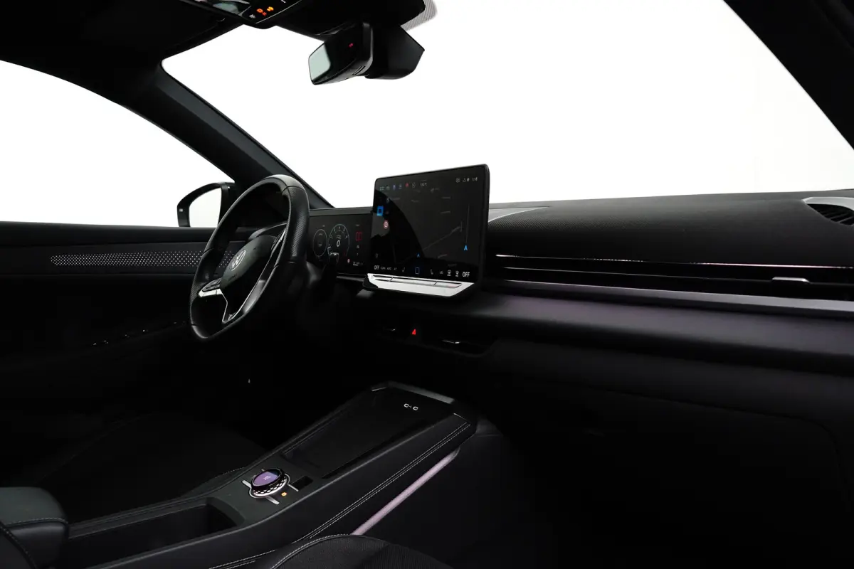 1.5 eTSI 150PK DSG-7 MHEV R-Line | TREKHAAK | AUTO A. KLEP | CAMERA | 18 INCH | NAVIGATIE | STOEL + STUURVERW. | APP CONNECT