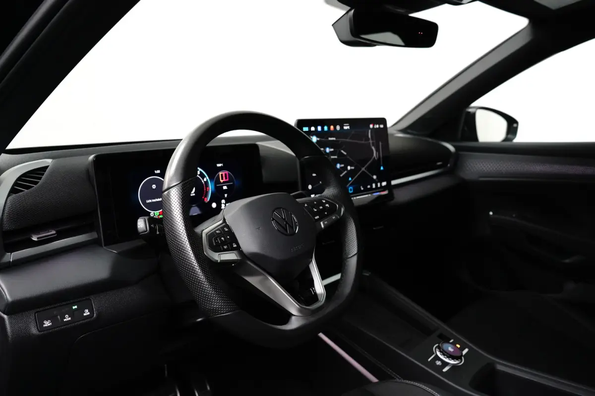 1.5 eTSI 150PK DSG-7 MHEV R-Line | TREKHAAK | AUTO A. KLEP | CAMERA | 18 INCH | NAVIGATIE | STOEL + STUURVERW. | APP CONNECT