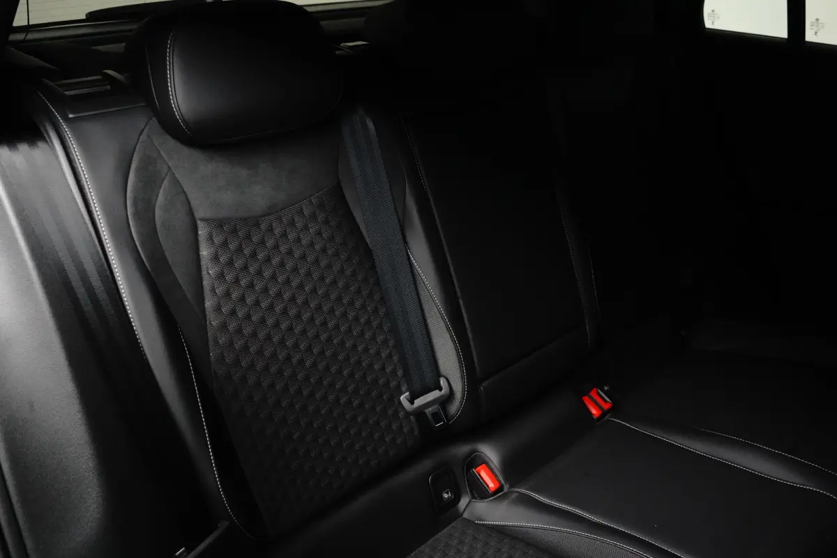 1.5 eTSI 150PK DSG-7 MHEV R-Line | TREKHAAK | AUTO A. KLEP | CAMERA | 18 INCH | NAVIGATIE | STOEL + STUURVERW. | APP CONNECT