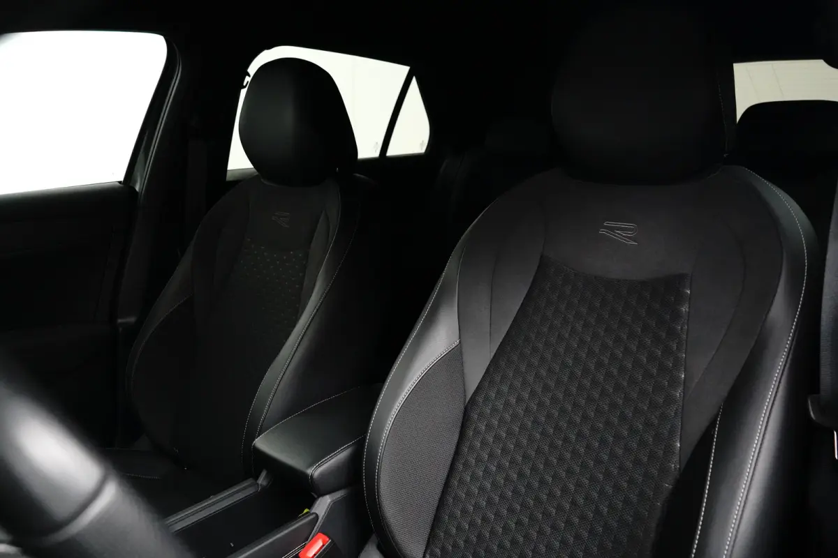 1.5 eTSI 150PK DSG-7 MHEV R-Line | TREKHAAK | AUTO A. KLEP | CAMERA | 18 INCH | NAVIGATIE | STOEL + STUURVERW. | APP CONNECT