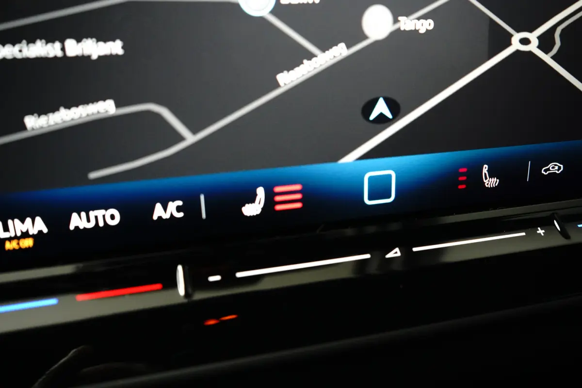 1.5 eTSI 150PK DSG-7 MHEV R-Line | TREKHAAK | AUTO A. KLEP | CAMERA | 18 INCH | NAVIGATIE | STOEL + STUURVERW. | APP CONNECT