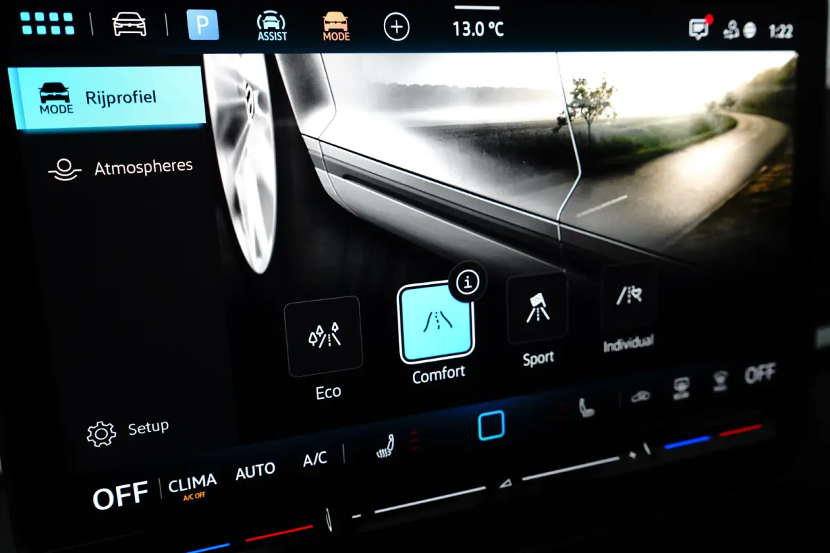 1.5 eTSI 150PK DSG-7 MHEV R-Line | TREKHAAK | AUTO A. KLEP | CAMERA | 18 INCH | NAVIGATIE | STOEL + STUURVERW. | APP CONNECT