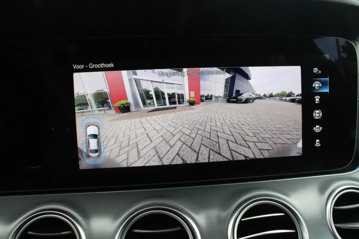 300e 320PK BUSINESS SOLUTION AMG NIGHT EDITION | MULTISPAAKS AMG VELGEN | 360° CAMERA | | TREKHAAK | MULTIBEAM MATRIX LED KOPLAMPEN | LED ACHTERLICHTEN | ELEKTRISCH VERSTELBARE VOORSTOELEN 