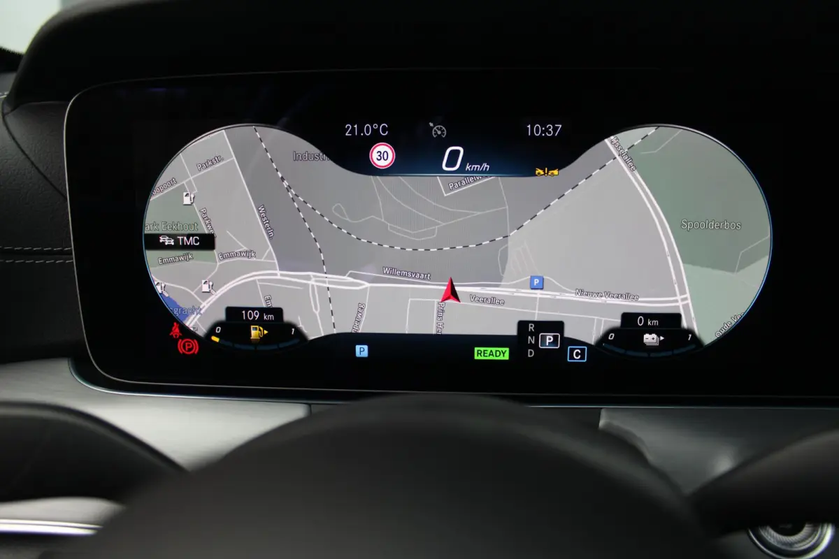 300e 320PK BUSINESS SOLUTION AMG NIGHT EDITION | MULTISPAAKS AMG VELGEN | 360° CAMERA | | TREKHAAK | MULTIBEAM MATRIX LED KOPLAMPEN | LED ACHTERLICHTEN | ELEKTRISCH VERSTELBARE VOORSTOELEN 