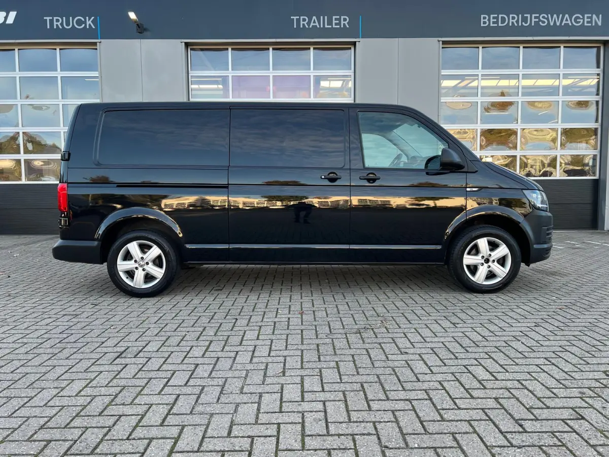2.0 TDI L2H1 > Trekhaak/Cruise control/17 inch