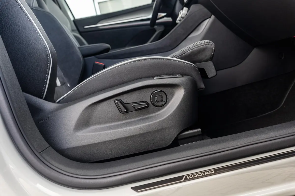 1.5 TSI 204pk PHEV Sportline Business | Comfort Pakket | Winter Pakket