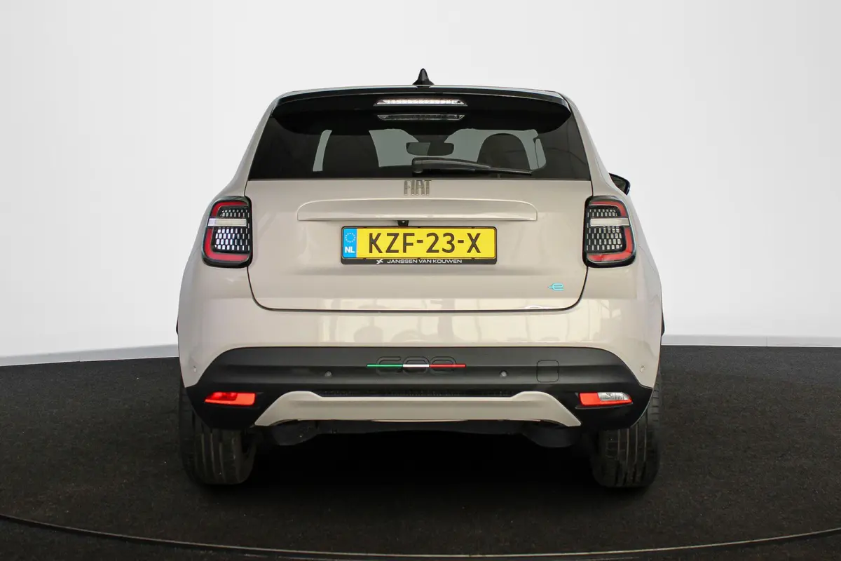 La Prima 54 kWh Leder Stoelverwarming Massage Keyless Camera