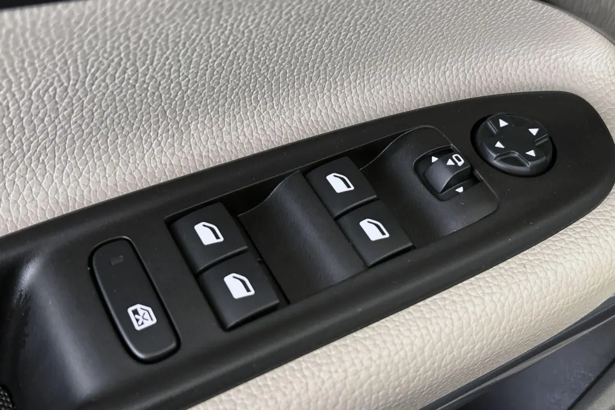 La Prima 54 kWh Leder Stoelverwarming Massage Keyless Camera