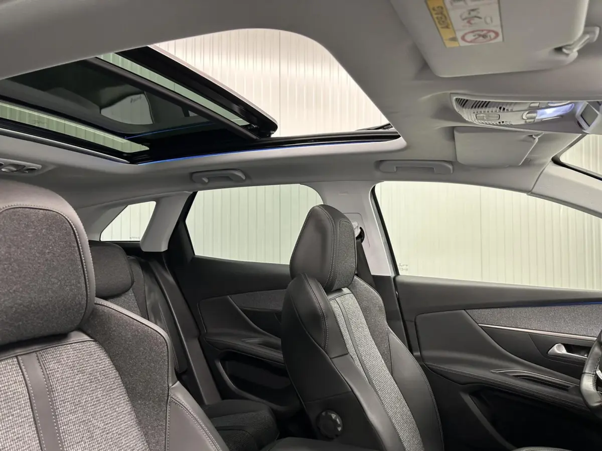 1.2 PureTech Allure|Pano|Carplay|Camera|Trekhaak|