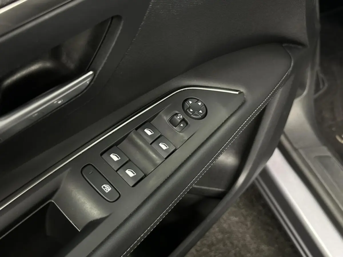1.2 PureTech Allure|Pano|Carplay|Camera|Trekhaak|